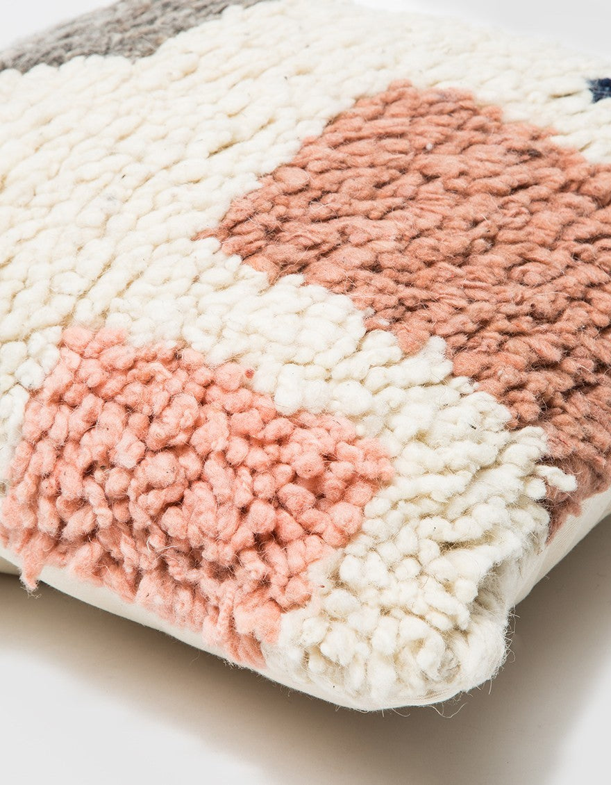 Formas Shag Pillow 16×16