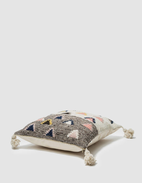 Mountain Pillow 20×20