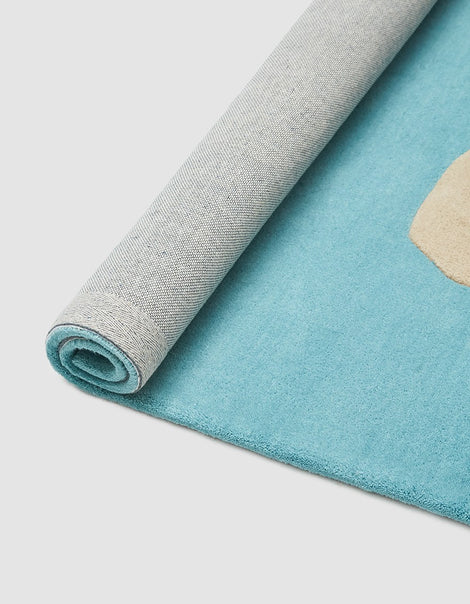 Man in Shower Rug 4’x6′